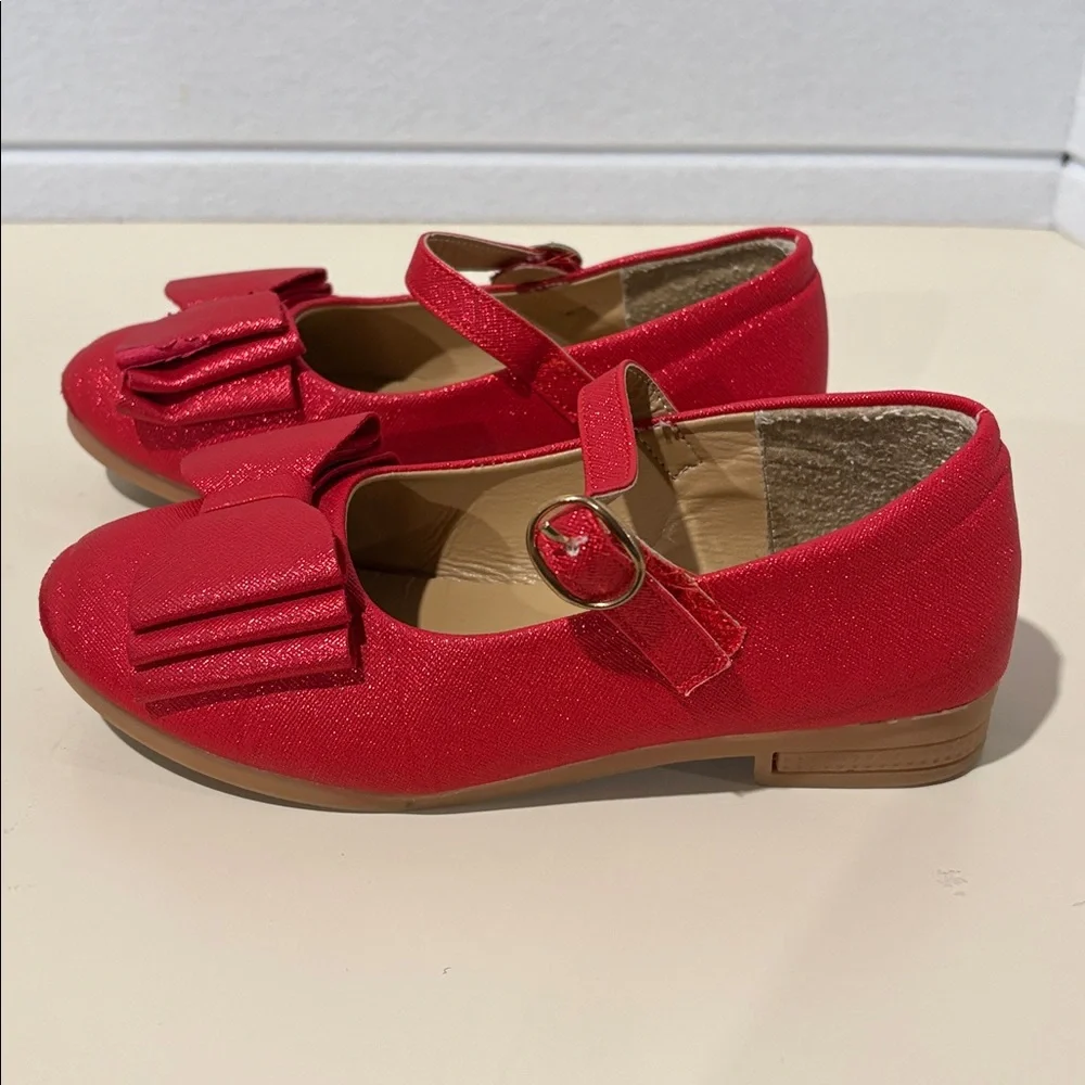 Pipperdoodles Lot of 2 Sparkly Silver & Red Bow Girls Velcro Shoes Pip Squeak